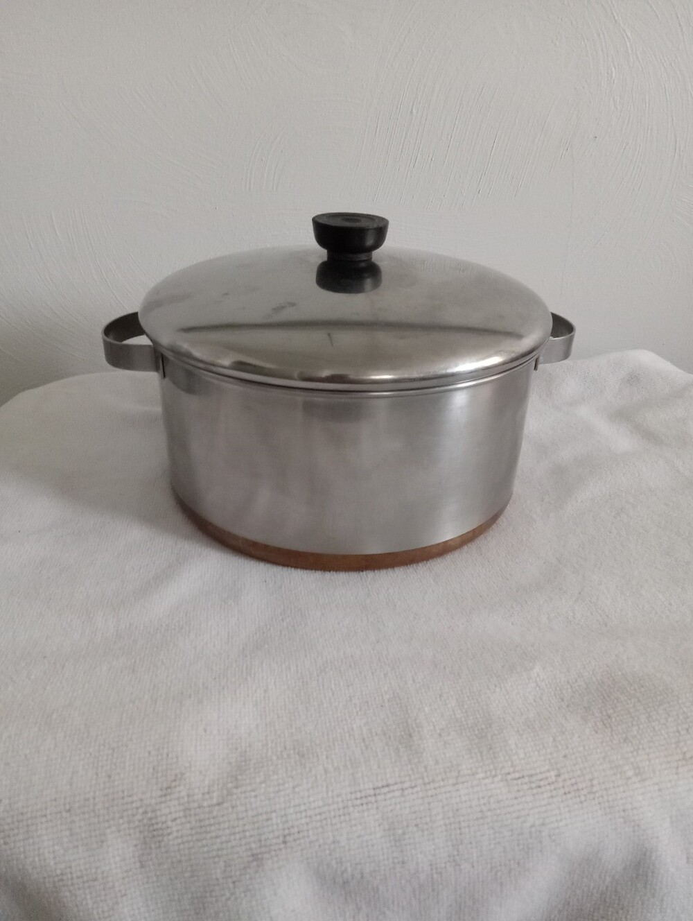 Revere Ware 4 1/2 Qt Pot With Lid Metal Handles